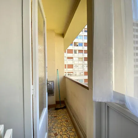 Daire Cosy, Spacieux Avec 3 Et Espaces De Travail - Pres Bas