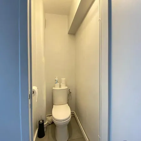 Cosy, Spacieux Avec 3 Et Espaces De Travail - Pres Bas דירה *