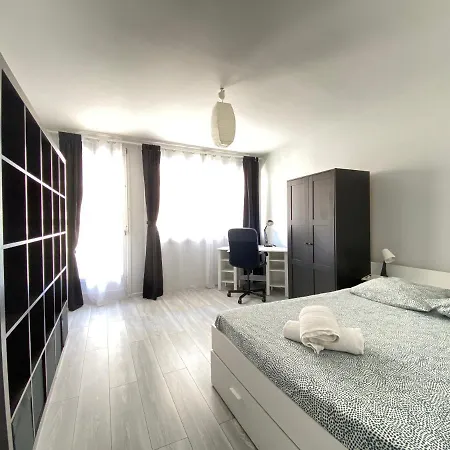 Cosy, Spacieux Avec 3 Et Espaces De Travail - Pres Bas Appartement Clermont-Ferrand